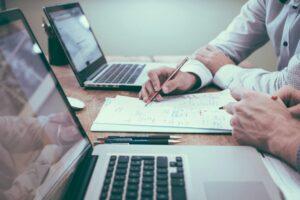 AI Data Analytics vs. Traditional Data Analytics